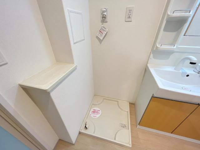 サンライズ京橋のその他|洗濯機置場