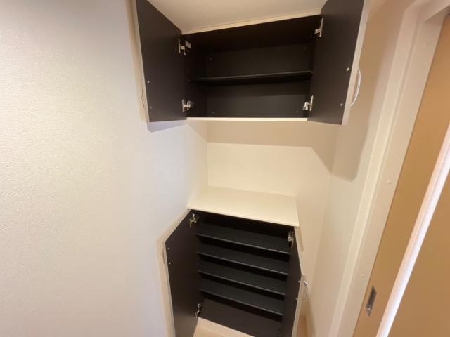 サンライズ京橋の収納|下駄箱