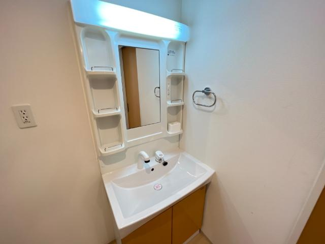 サンライズ京橋の洗面所|洗髪洗面化粧台