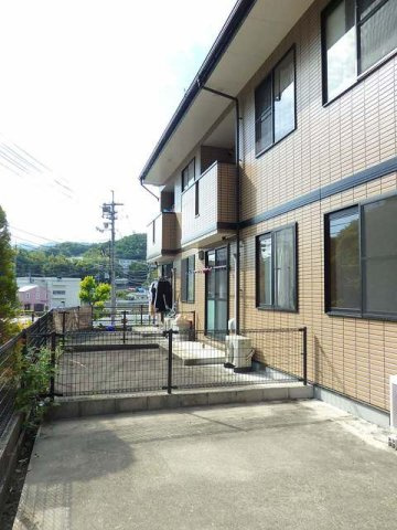 ファースト　ステップの庭|簡単な家庭菜園も楽しめるお庭です