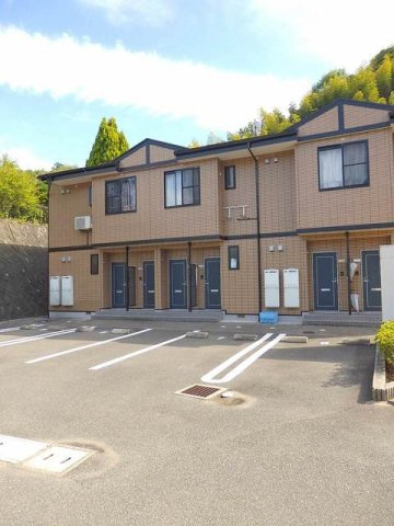 ファースト　ステップの駐車場|駐車場があります