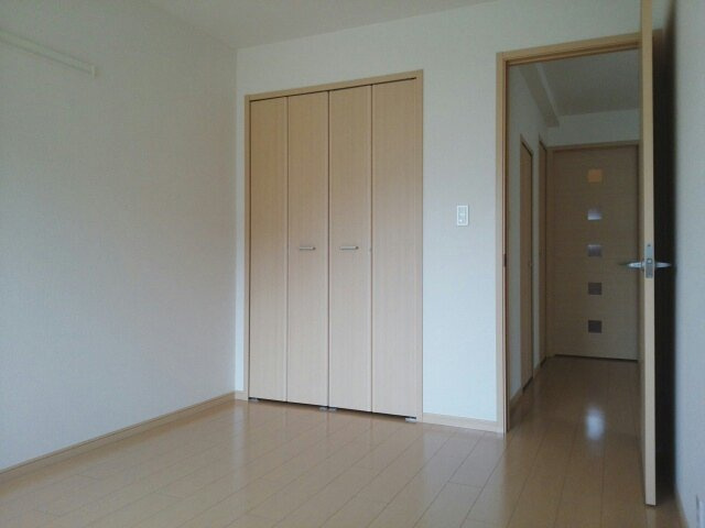 エテルノ・アロッジオ弐番館の内装|内装は落ち着いています