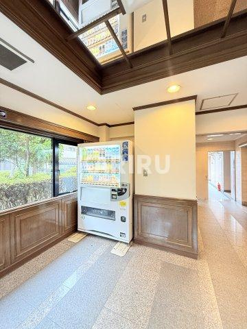 ISM今里のロビー