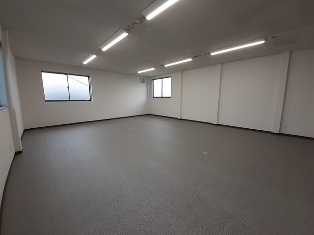 草内橋折事務所付倉庫Ｂの内装