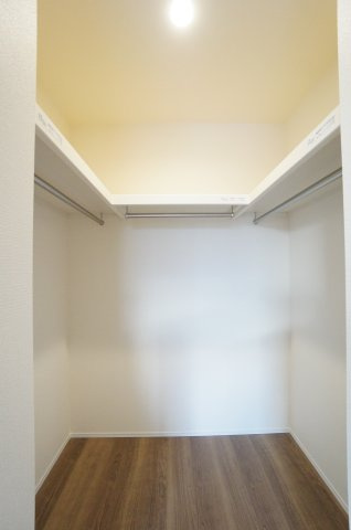 リーブルガーデン武豊町冨貴市場　2号棟の収納|たっぷり収納可能なウォークインクローゼット