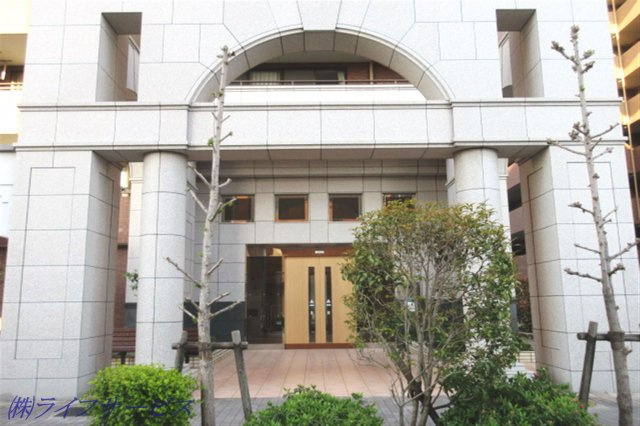 【エントランス】 | キングスクエア北大阪パークフェリスⅡ番館 | エントランス