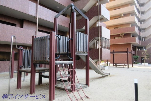 【その他共用部分】 | キングスクエア北大阪パークフェリスⅡ番館 | 敷地内公園有