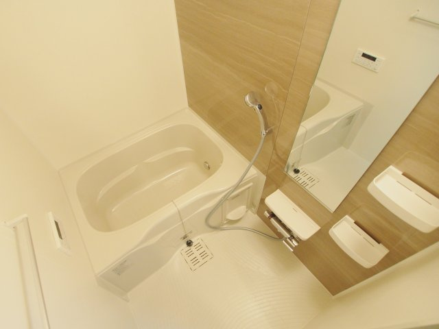 サニーガーデンYの浴室