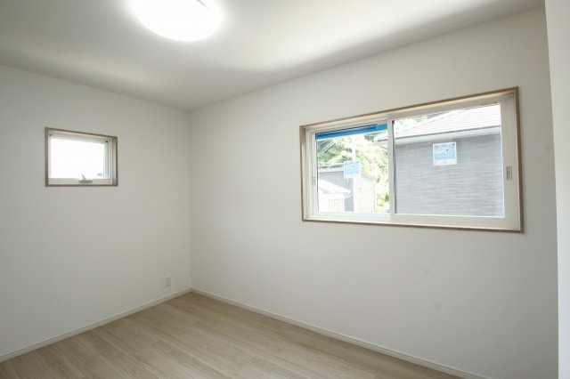 福井町　新築戸建の洋室|2Ｆ　東の部屋　7.0帖+WIC　2.0帖