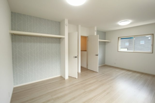 福井町　新築戸建の洋室|2F　南.・南西の部屋　5.5帖+5.5帖