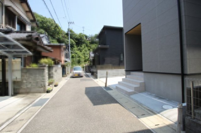 福井町　新築戸建の前面道路含む現地写真