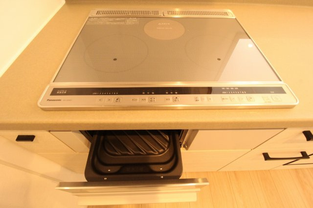 福井町　新築戸建のキッチン|ＩＨクッキングヒ－タ－