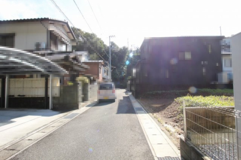 福井町　新築戸建の前面道路含む現地写真
