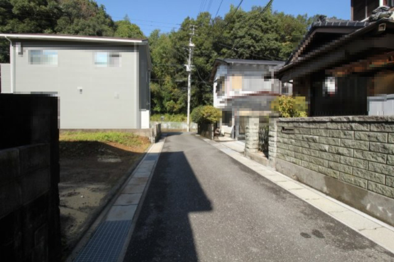 福井町　新築戸建の前面道路含む現地写真