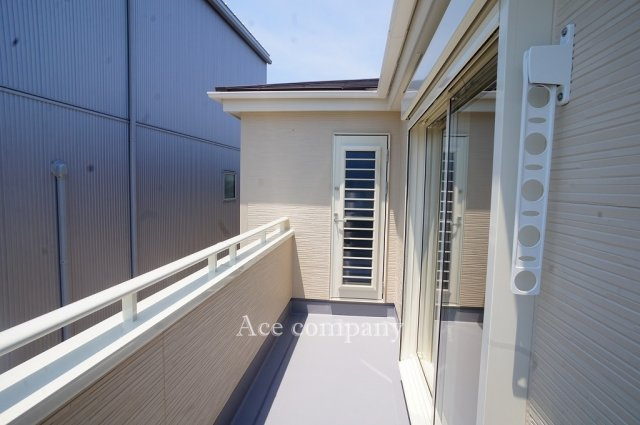 【バルコニー】 | 八尾市萱振町2丁目 | 南向きのバルコニーです☆