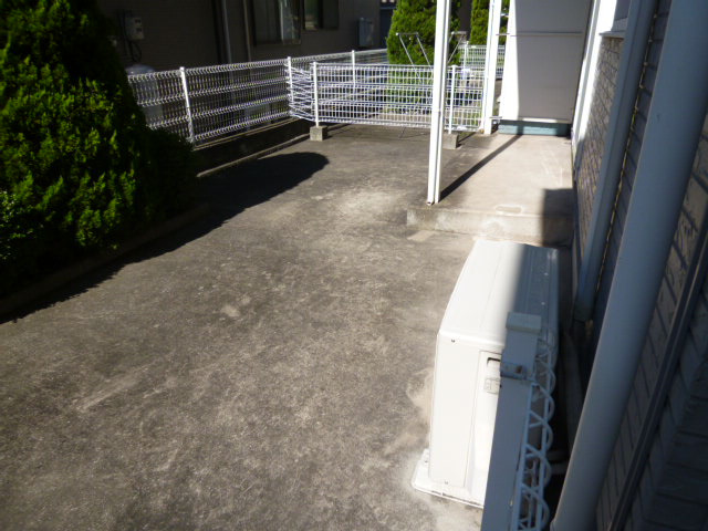 サンスクエアーＥのバルコニー