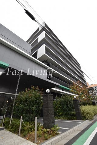 飯田橋ガーデンフラッツのエントランス