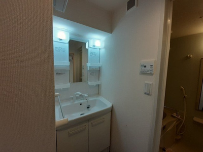 【洗面所】 | ココットルーチェＭ＆Ｋ | ゆったりとスペースのある洗面所