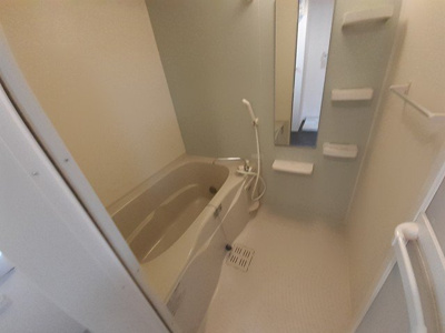 【浴室】 | ココットルーチェＭ＆Ｋ | 落ち着いた空間のお風呂です