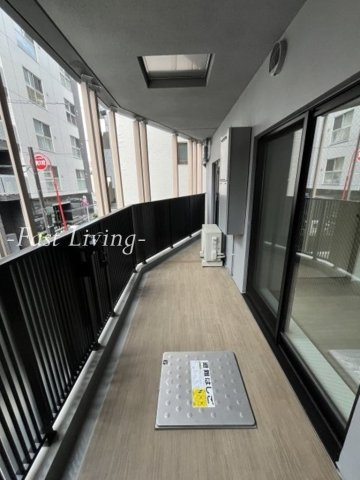 サンウッドフラッツ新宿四谷三丁目のバルコニー