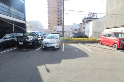 【駐車場】 | エスライズ新大阪フロント