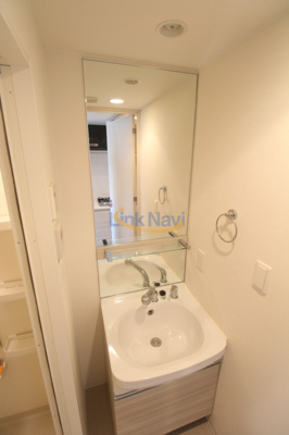 【独立洗面台】 | エスライズ新大阪フロント