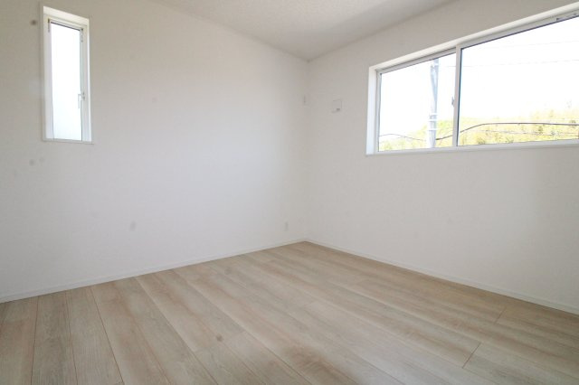 岩瀬郡鏡石町旭町　　　２号棟　　鏡石第２小学校、鏡石中学区の洋室|※同社施工例