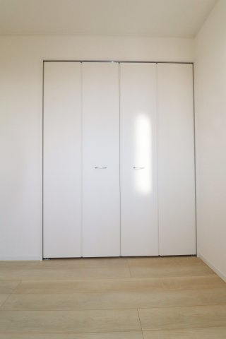 岩瀬郡鏡石町旭町　　　２号棟　　鏡石第２小学校、鏡石中学区の収納