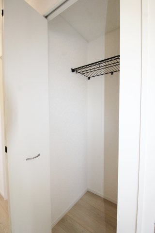 岩瀬郡鏡石町旭町　　　２号棟　　鏡石第２小学校、鏡石中学区の収納|※同社施工例