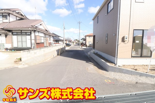 岩瀬郡鏡石町旭町　　　２号棟　　鏡石第２小学校、鏡石中学区の前面道路含む現地写真|西側前面道路