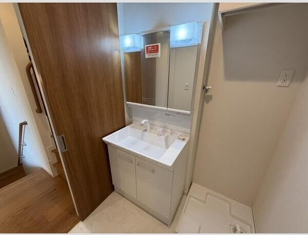 ソレアード南鍛冶町の洗面所