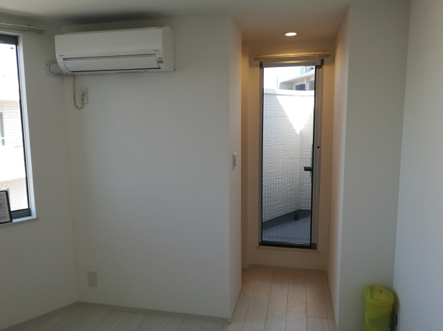 世田谷区若林３丁目のアパートの居間・リビング