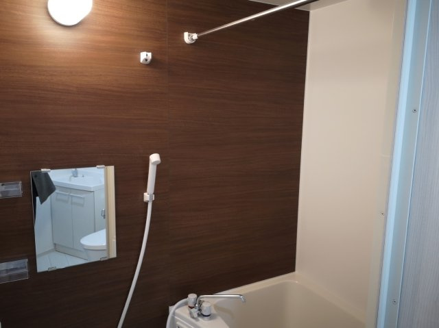 世田谷区若林３丁目のアパートの浴室