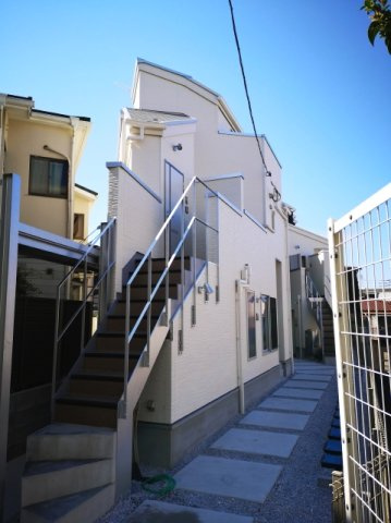 世田谷区若林３丁目のアパート