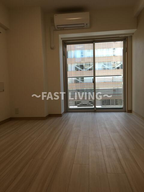 ジェノヴィア東日本橋駅前グリーンヴェールの居間・リビング