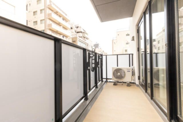 クリオラベルヴィ元浅草のバルコニー