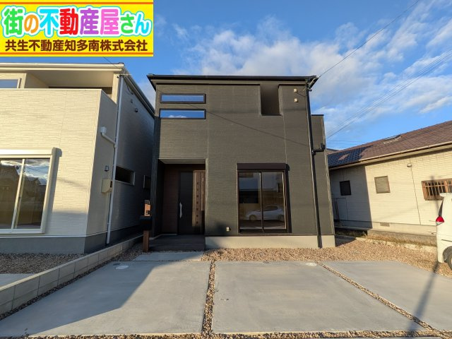 リーブルガーデン武豊町冨貴市場　3号棟の外観|17.13帖の南向きのリビング！