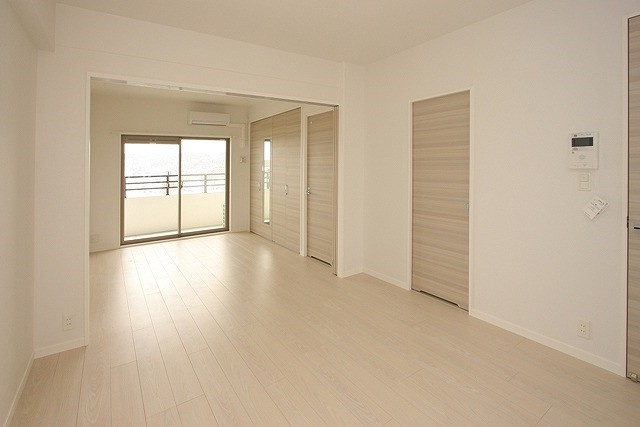 エンクレスト日赤通りの居間・リビング|おしゃれなリビングです