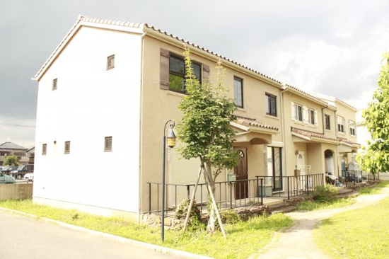 ＦＯＵＲ　ＳＥＡＳＯＮＳ　の外観パース