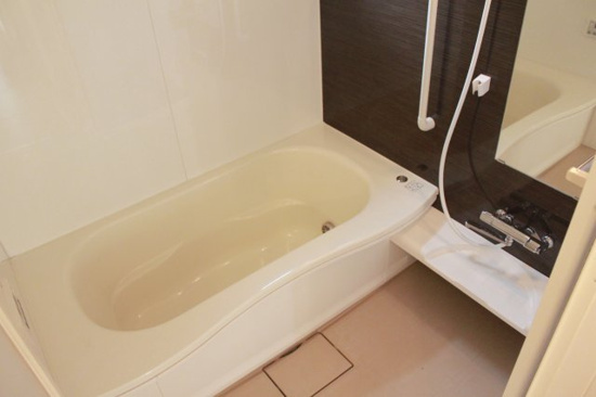 ＦＯＵＲ　ＳＥＡＳＯＮＳ　の浴室