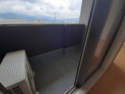 【バルコニー】 | グランプラザ壱番館 | お洗濯にも便利なバルコニー付き