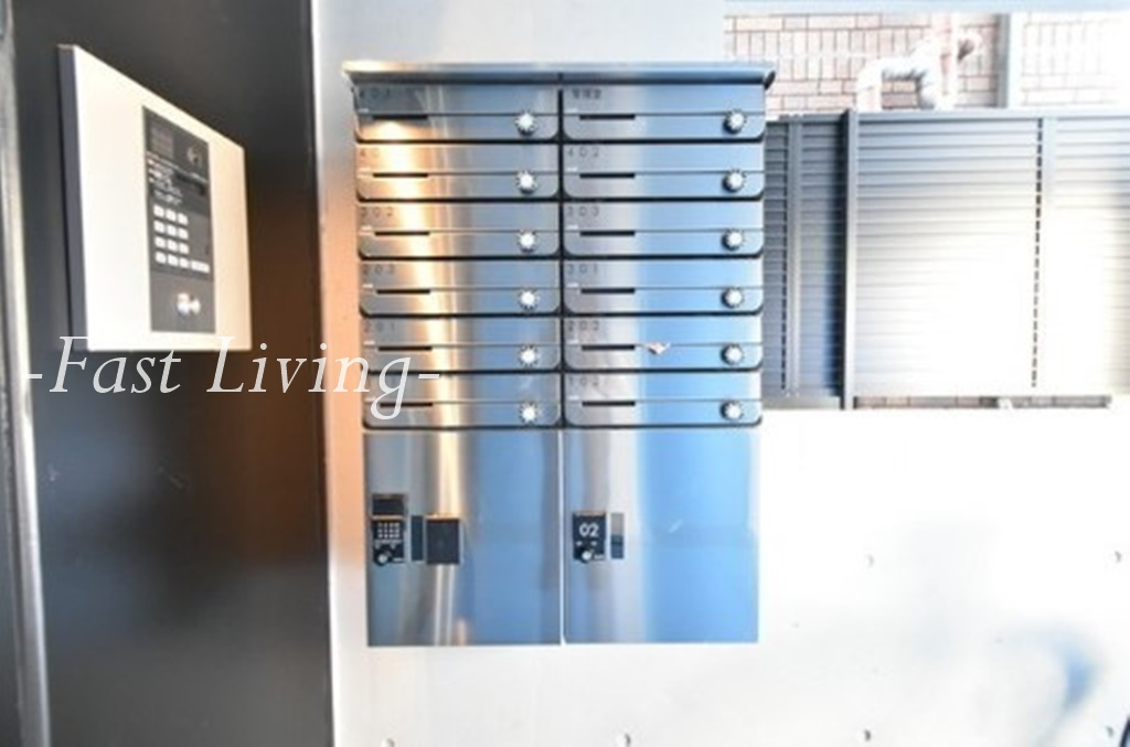 モダンテラス早稲田のエントランス