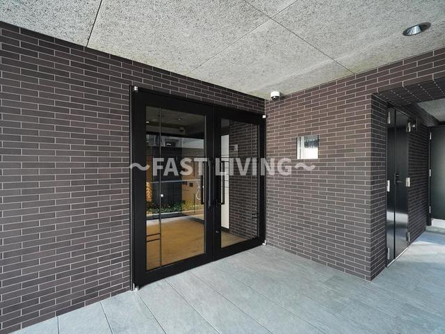 LA REINA ICHIGAYA KAGACHOのエントランス