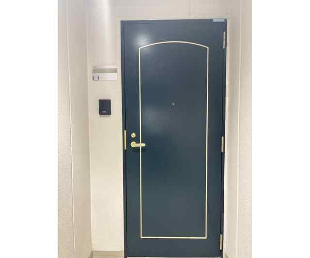 ミラベル関谷の玄関