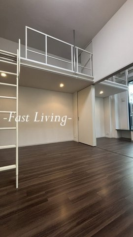 ZOOM飯田橋の洋室