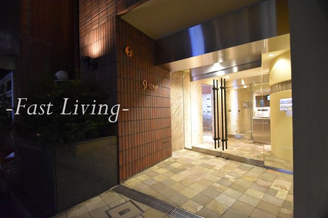 ヌフエタージュ