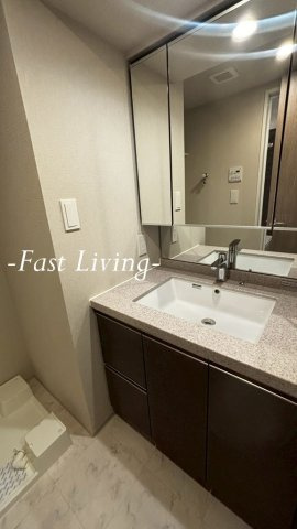 タスキプライムテラス後楽園の独立洗面台