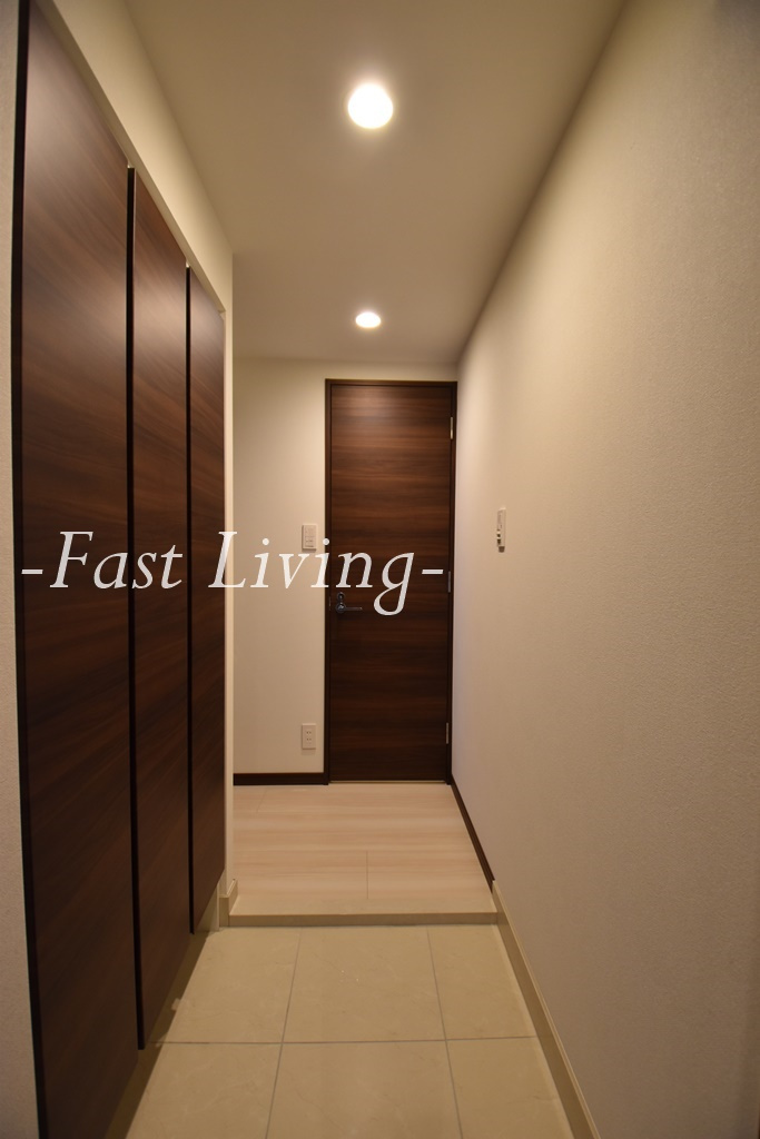 GENOVIA 東神田 green veilの玄関