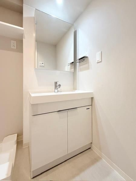 La Perla Yotsuyaの洗面所