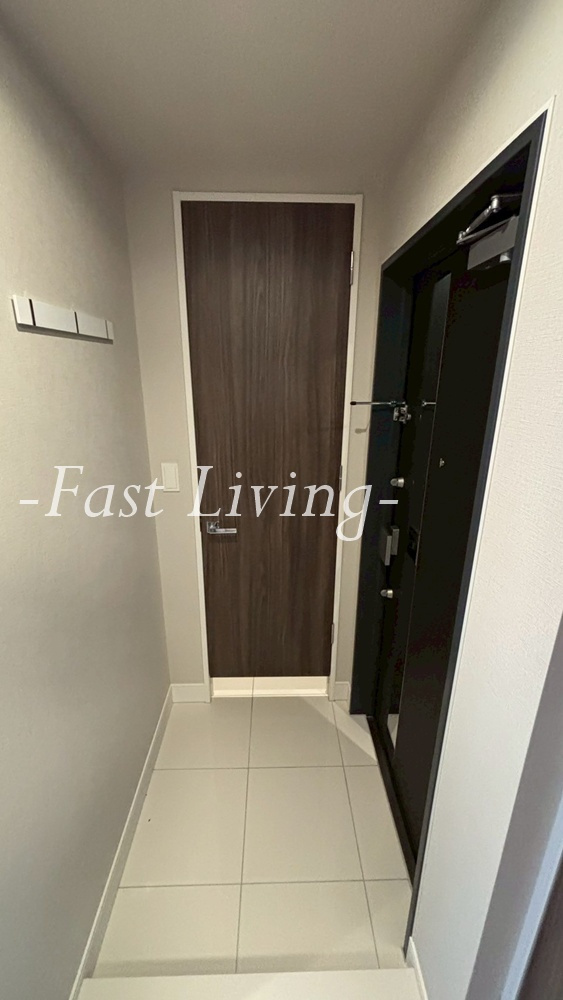 アーバネックス上野元浅草の玄関